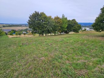 Stavebný pozemok 1 hod od BA; s výhľadom na Veľkú Javorinu. - 5