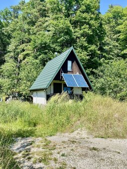 Záhradná chatka v sade 600-ročnice v Prievidzi, výnimočná sv - 5