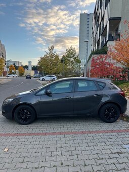 Opel Astra J, 2015, 1.6 , benzín - 5