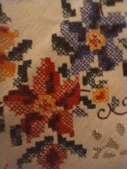 Retro vyšívané obrusy - 5