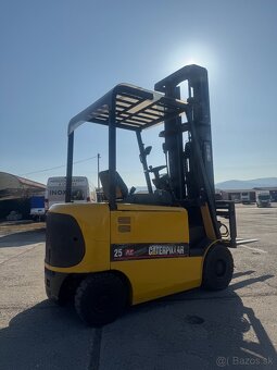 vysokozdvižný vozík - 5