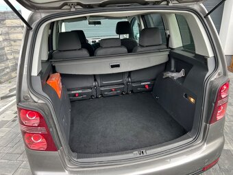 Volkswagen Touran 1.9 TDI 66kw 2009 - 5