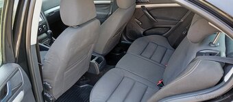 PREDÁM- ŠKODA OCTAVIA 2: 1,6, 74KW, BENZÍN, STK+EK 2026. - 5
