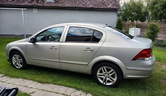 Opel Astra H 1,6i 16v benzín , tempomat - 5