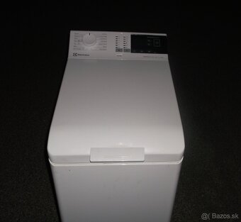 Predám 1,5-ROČNÁ plnefunkčná, automatická práčka ELECTROLUX - 5