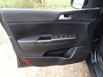 Kia Sportage 1.7 CRDi 85kW 1x maj.4x letní pneu,pěkná výbava - 5