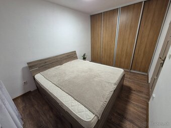 Prenajmem 3 izbový byt na Vajanského NZ - 5