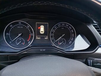 Predám 4x4 škoda Superb combi ročník 2016 dsg - 5