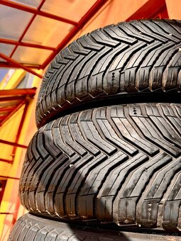 215/60 R17 celoročné pneumatiky 4 kusy - 5