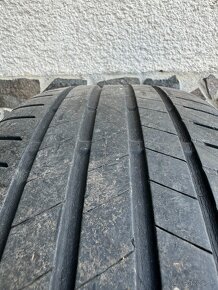 Predám jazdené pneu Bridgestone Turanza T005 2ks 205 55 r16 - 5