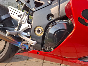 predám Suzuki GSX-R 1000 - 5