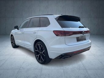 Volkswagen Touareg R-Line Black Panorama Matrix AHK ACC Nav - 5