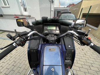 Honda goldwing 1200 - 5