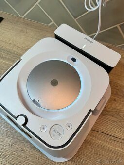 iRobot Braava JET M6 - kuriér v cene - 5