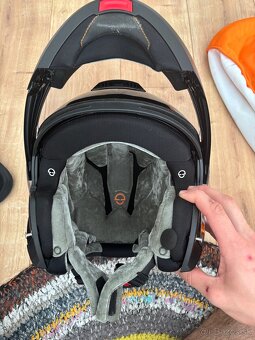 Schuberth C4 PRO / Harman Kardon / SC1 - 5