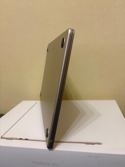 MacBook Air 15 M2 8/256GB 95% batéria - 5
