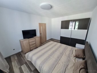 Prenajmem 1. Izbovy byt s balkonom - 5