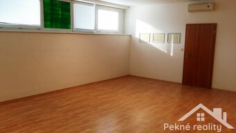 Prenájom priestorov na námestí SNP vo Zvolene - 5