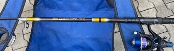 Stolička a rybarsky prút s navijakom - 5