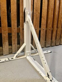 Masívny držiak na boxerské vrece - 5