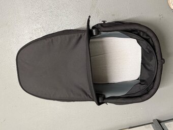 Vanička thule urban glide 2021 + pršiplášť - 5