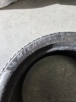 Zimné pneu 245/40/19 michelin 2kusy - 5