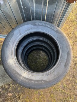 Predám Hankook 215/65 R17 rok 2022 - 5