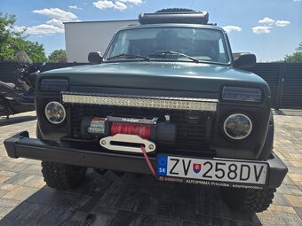 Lada Niva - 5