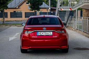 Toyota Corolla sedan 1.8 Hybrid e-CVT Style Tech - 5