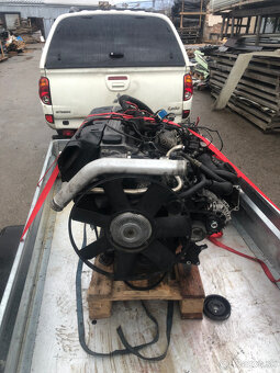 Motor BMW E39 - 5
