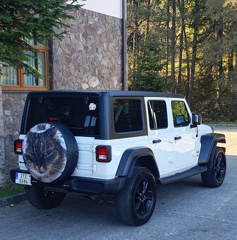 Predám Jeep Wrangler JL Sport 3.6 V6 - 5