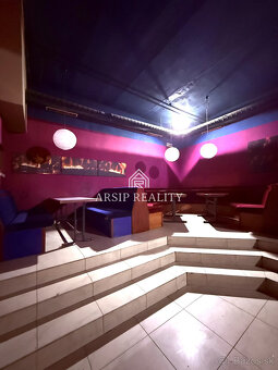 Na prenájom: Obchodný priestor 500 m² v centre Humenného   I - 5