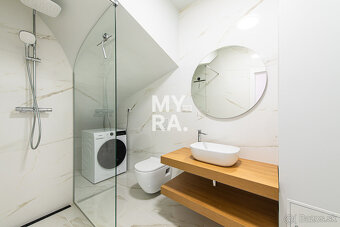 PRENÁJOM / zariadený 5-izbový rodinný dom / Podhorany - 5