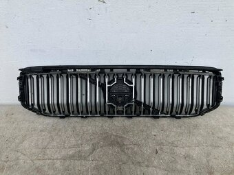 VOLVO XC40 2018- PREDNÁ MASKA - 5