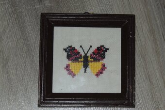 Vyšívané motýle - 5