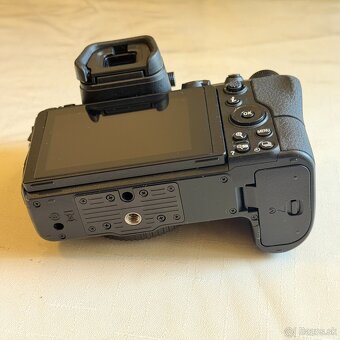 Nikon Z6 + příslušenství - 5