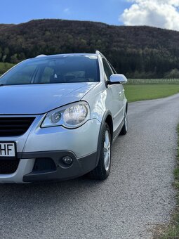 Predám VW Polo Cross 1.2 benzin 51kw - 5