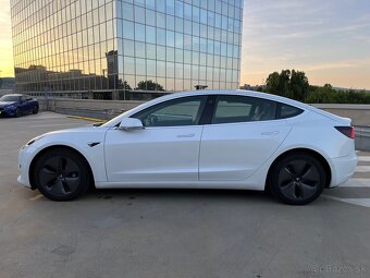 Tesla Model 3 Dual Motor 4x4 - 5