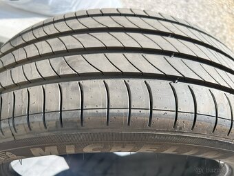 Predám nepoužívané letné pneumatiky Michelin 235/50 R19 - 5