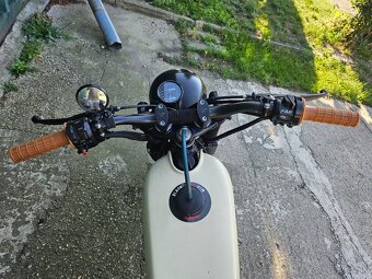 Yamaha SR 400 Cafe Racer - 5
