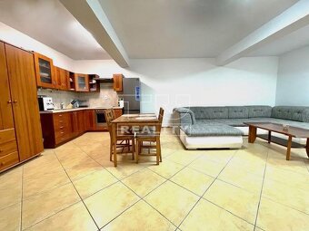 Bezbarierový byt centre Liptovského Mikuláša-byt 74,20m2. - 5