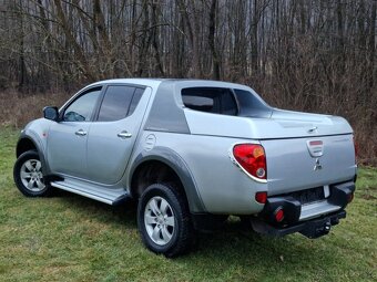Mitsubishi L200 2.5 DI-D 4X4 DAKAR SUPER SELECT- UZÁVIERKA - 5