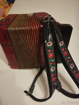 Predám heligonku hohner. - 5