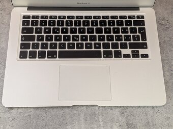 MacBook Air 13 - Intel Core i5, 4G/128G, macOS Sonoma 14 - 5