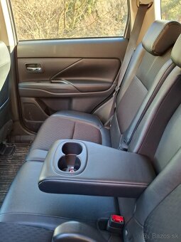 Mitsubishi Outlander - 5