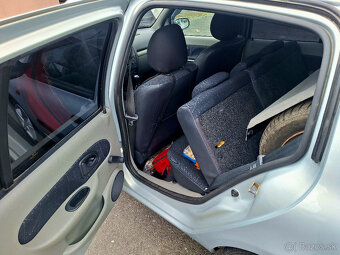 Renault Clio 1.2 16V Authentique - 5