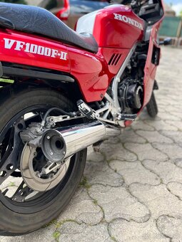 Honda vf 1000 f2 - 5