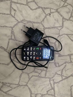 Predám rôzne telefóni z adaptérmi tlačidlové - 5