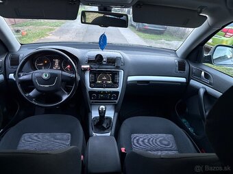 Škoda Octavia - 5