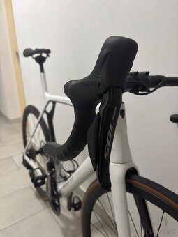 TREK MADONE SL 6  model 2025 velikost L - 5